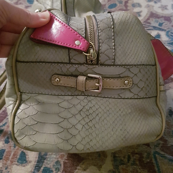 Handbag and wallet - Picture 4 of 15